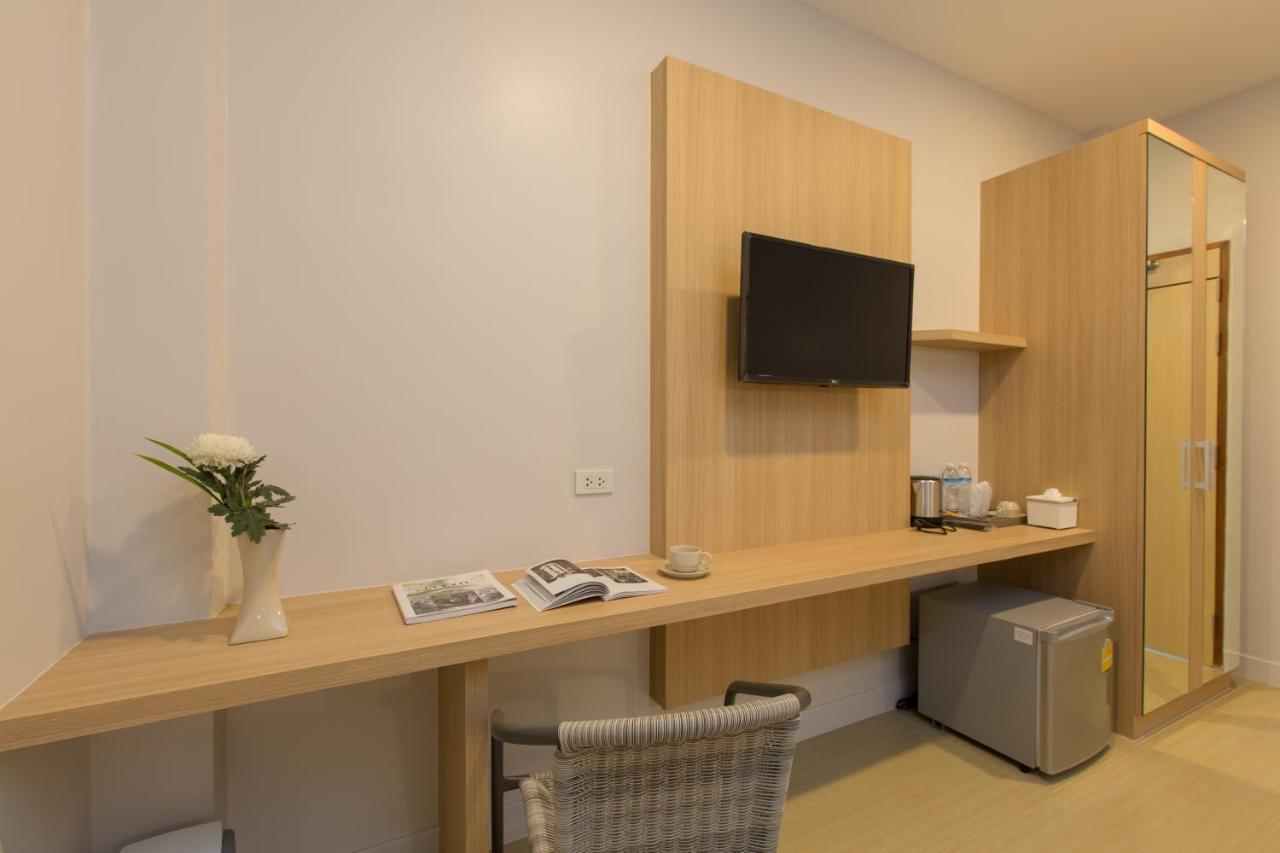 Phant At Thalang Service Apartment Екстериор снимка